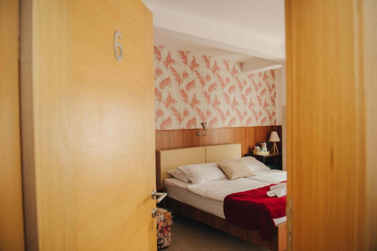 Hotel - Villa Lejla 모스타르 외부 사진