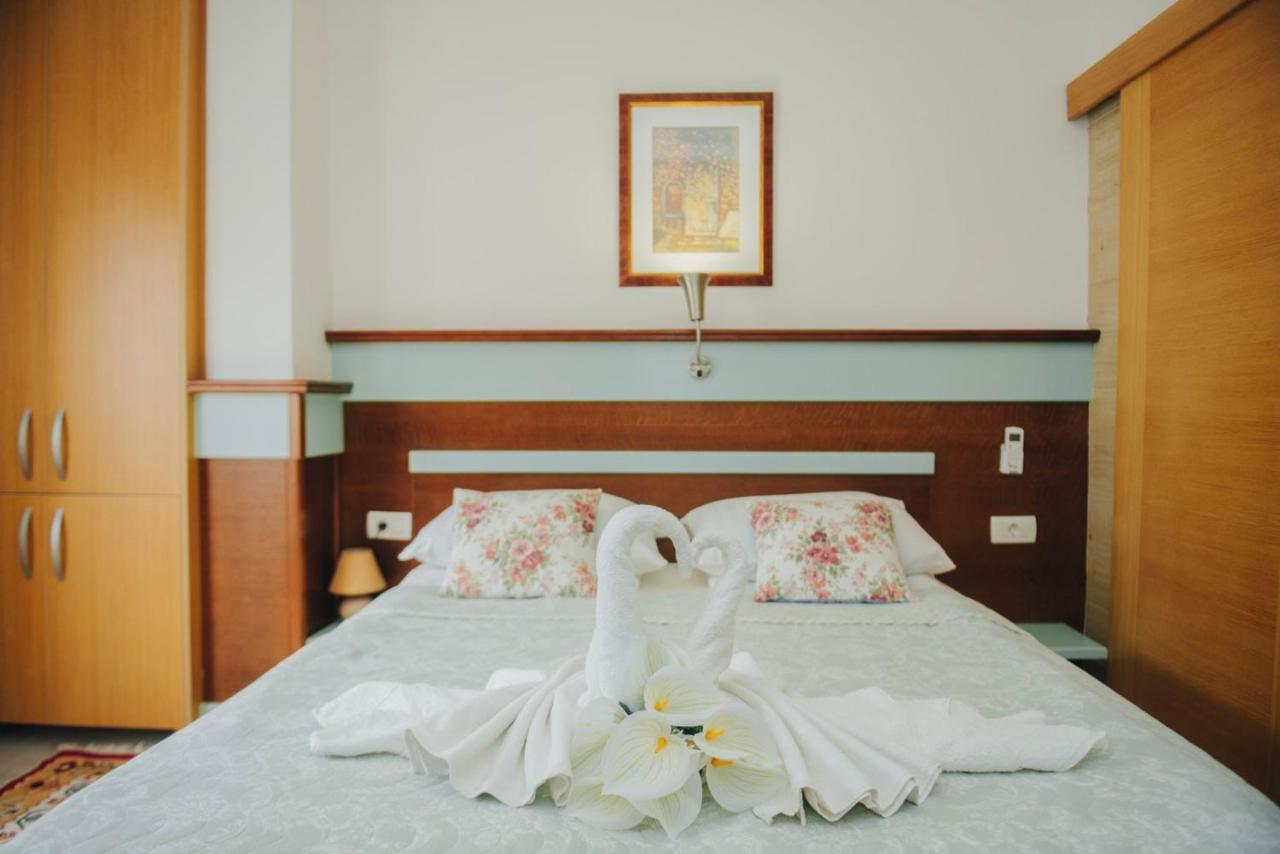 Hotel - Villa Lejla 모스타르 외부 사진