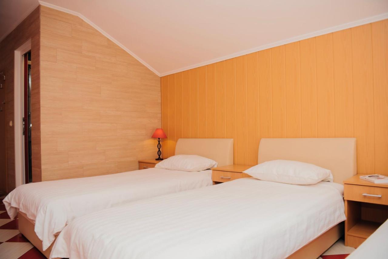 Hotel - Villa Lejla 모스타르 외부 사진
